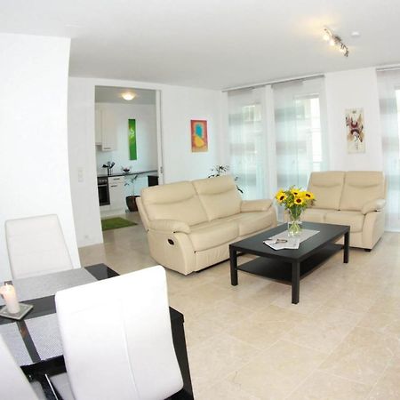 וינה Rafael Kaiser - Paros Apartment - Contactless 24H Check-In מראה חיצוני תמונה