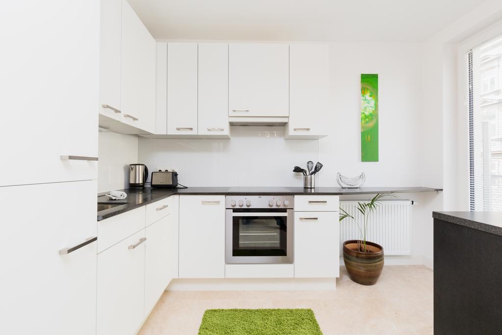 וינה Rafael Kaiser - Paros Apartment - Contactless 24H Check-In מראה חיצוני תמונה